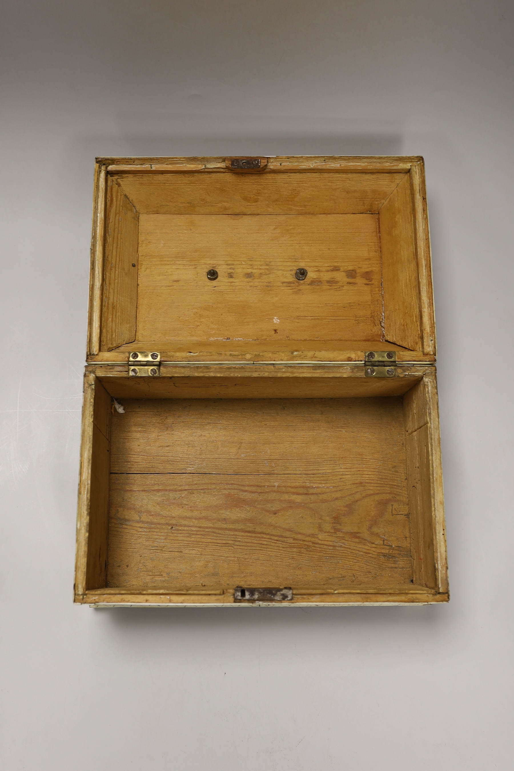 An early 19th century Napoleonic bone veneered Prisoner of War casket, 27.5cm wide